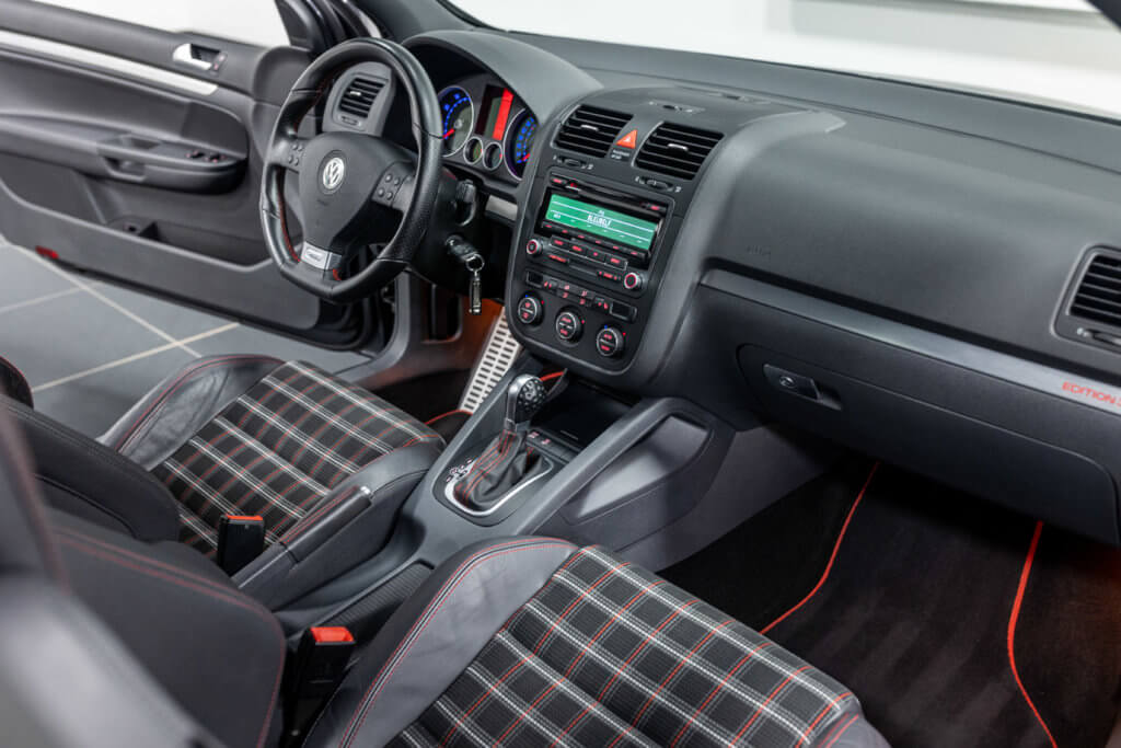 L'intérieur de la Golf GTI 5