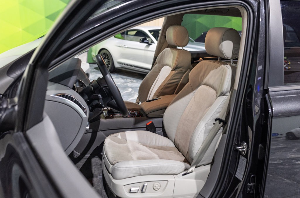 Audi Q7 V8 TDI Interieur 17
