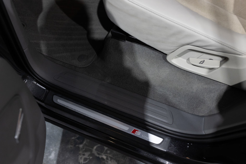 Audi Q7 V8 TDI Interieur 27