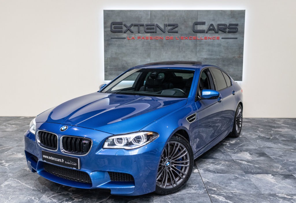 M5 F10 Bleu 3-4 av g