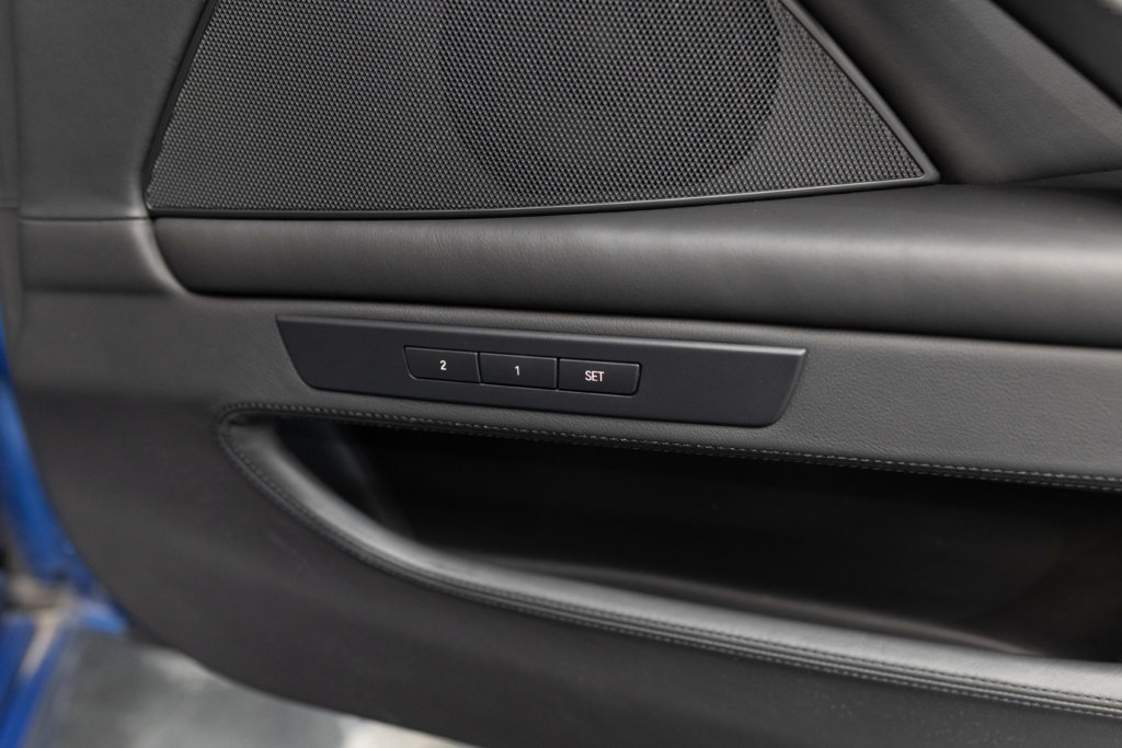 M5 F10 Bleu Interieur 11