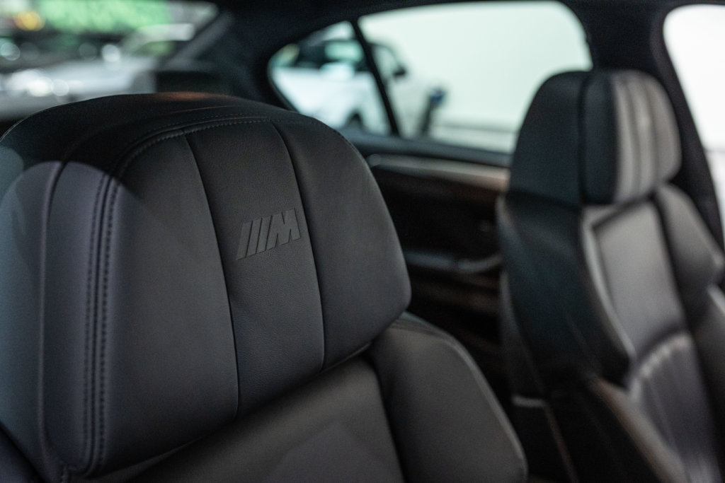 M5 F10 Bleu Interieur 22