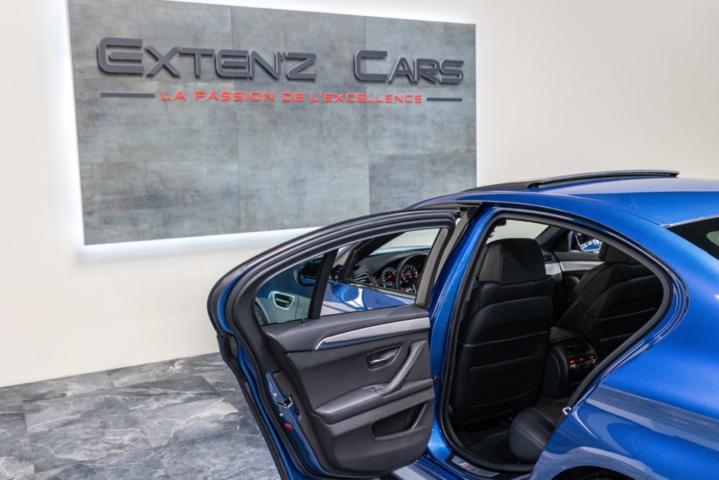M5 F10 Bleu Interieur 28