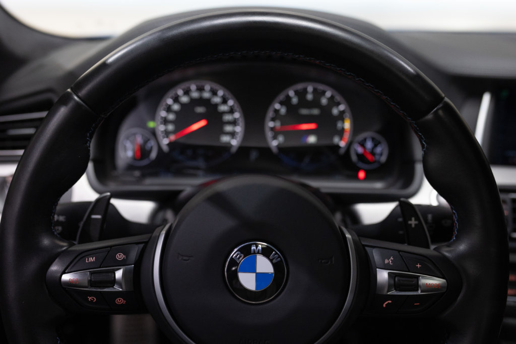 M5 F10 Bleu Interieur 59