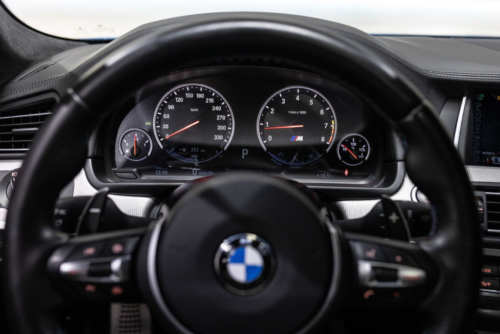 M5 F10 Bleu Interieur 60