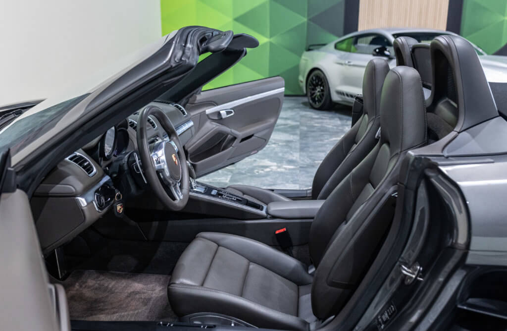 Boxster 981 Gris Interieur 11