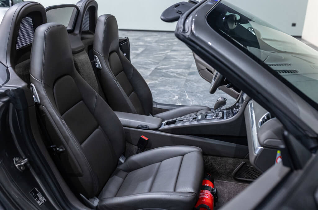 Boxster 981 Gris Interieur 15