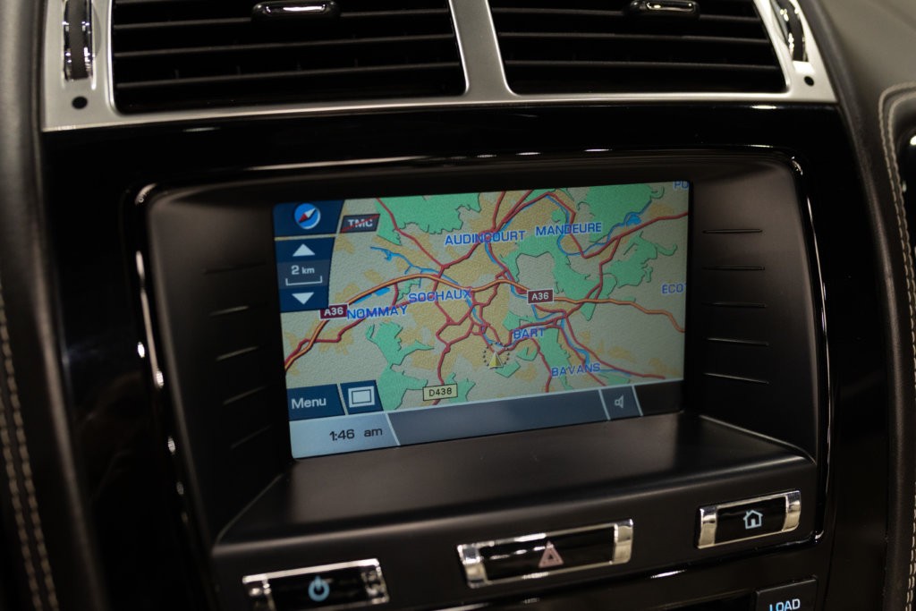 Jaguar XKR Cab Blanc Interieur 32