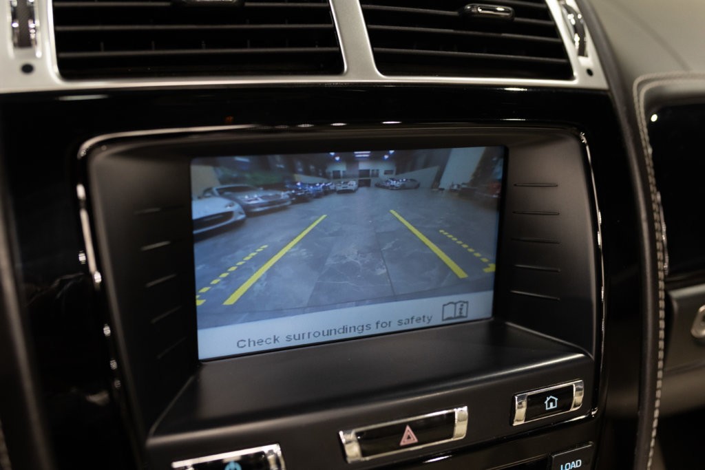 Jaguar XKR Cab Blanc Interieur 38