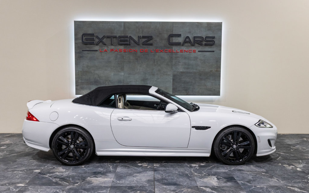 Jaguar XKR Cab Blanc lateral capot