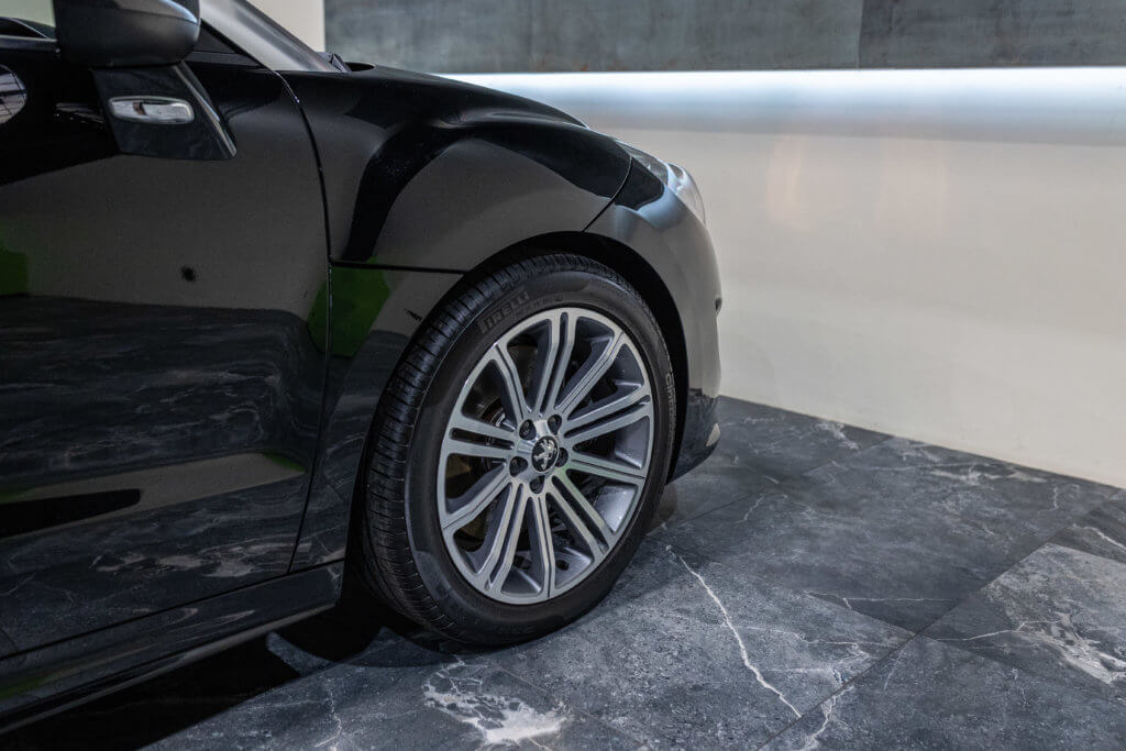 RCZ THP 200 Interieur 11