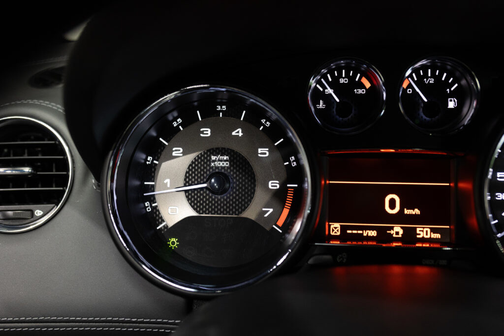 RCZ THP 200 Interieur 23