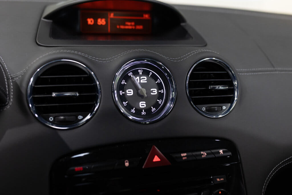 RCZ THP 200 Interieur 26