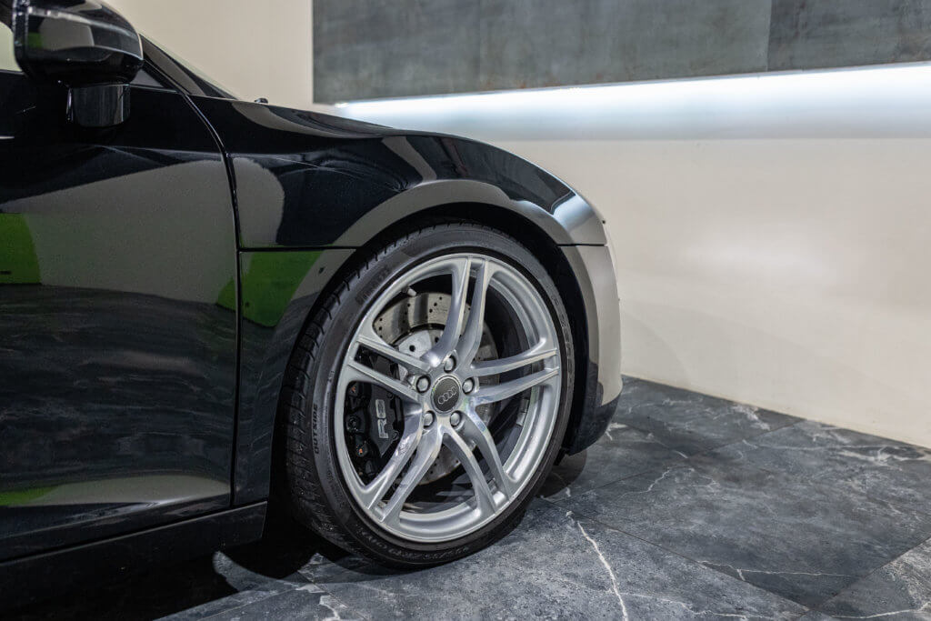 Audi R8 V8 Noir Interieur 12