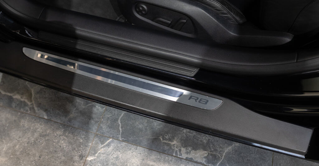 Audi R8 V8 Noir Interieur 3