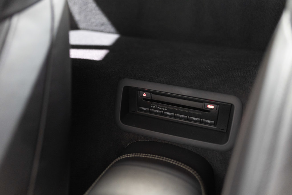 Audi R8 V8 Noir Interieur 41