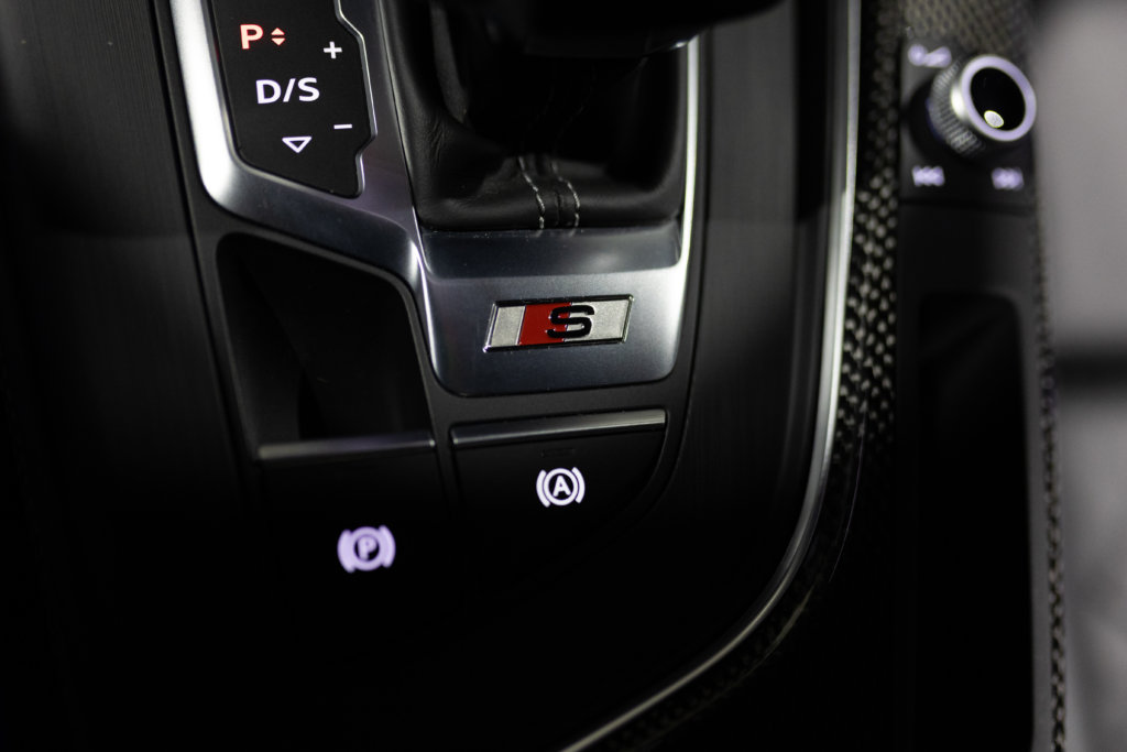 Audi S5 Rouge Interieur 41