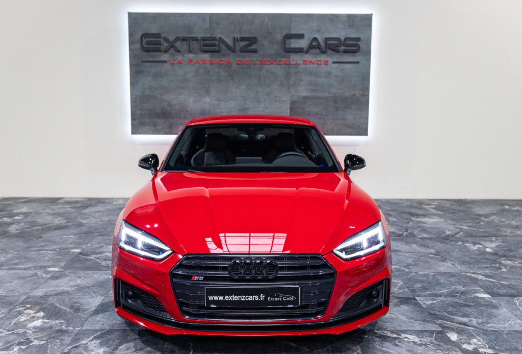 Audi S5 Rouge face
