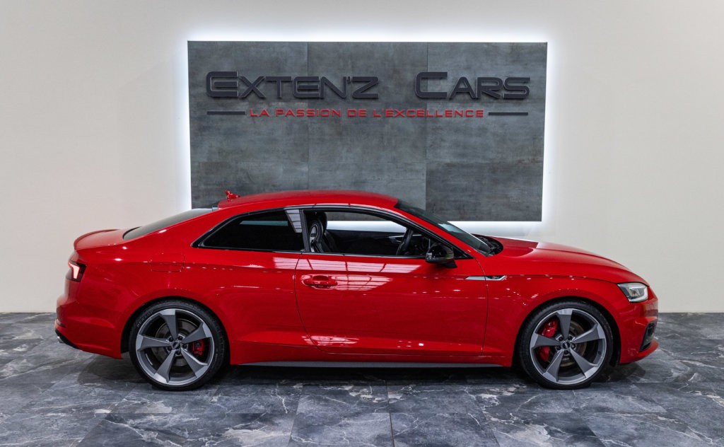 Audi S5 Rouge lateral