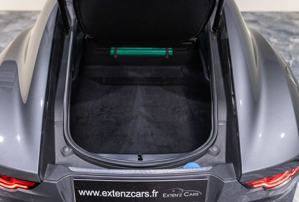 F-Type R Gris Corris Coffre 2