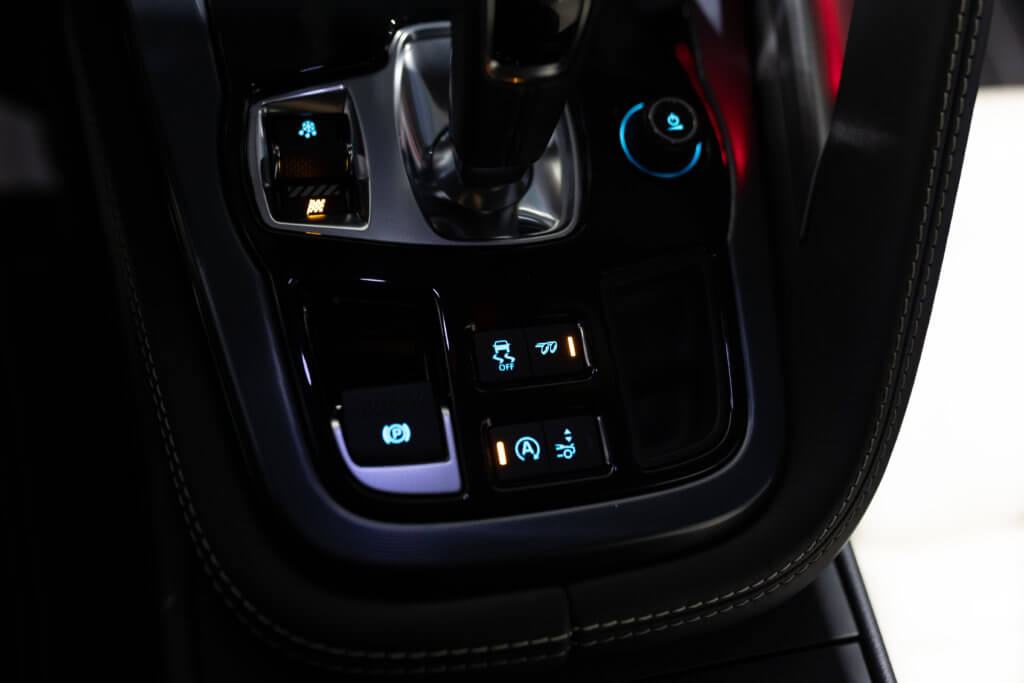 F-Type R Gris Corris Interieur 39