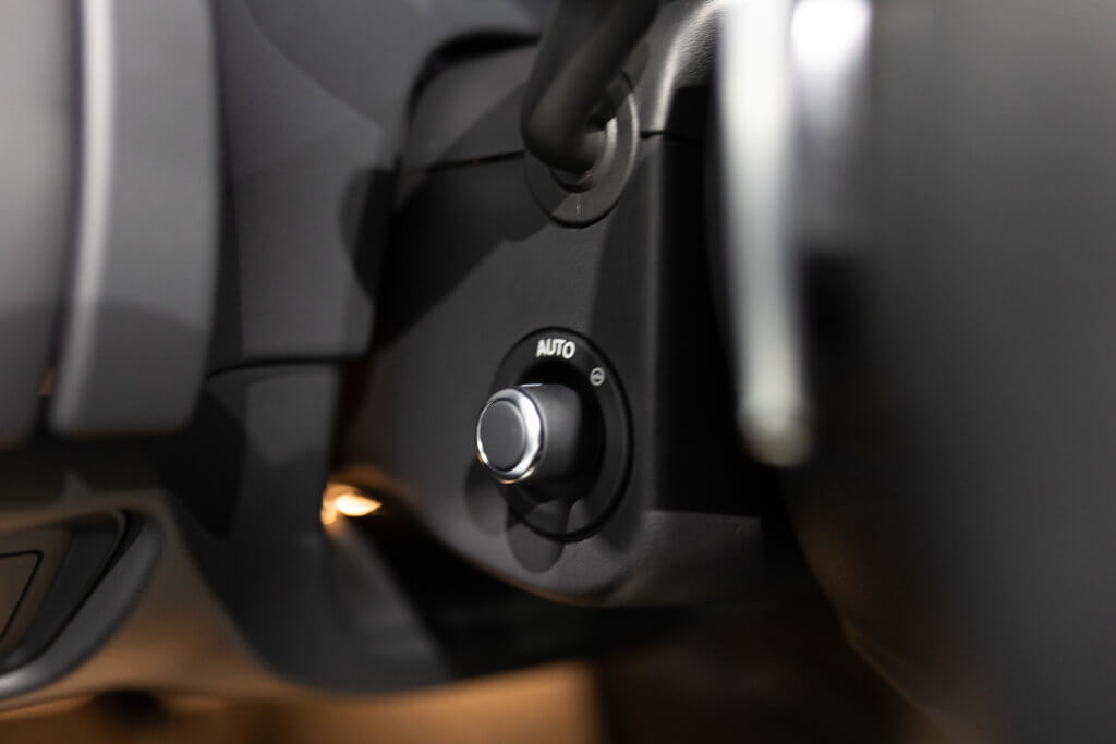 F-Type R Gris Corris Interieur 49