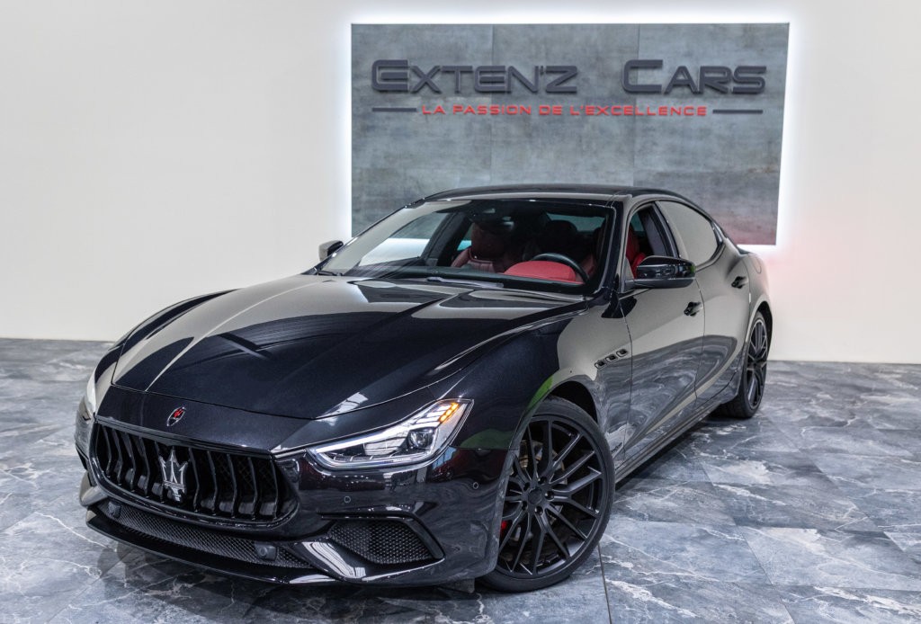 Maserati Ghibli Noir Interieur Rouge 3-4 av g