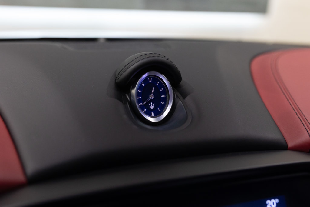 Maserati Ghibli Noir Interieur Rouge Interieur 43