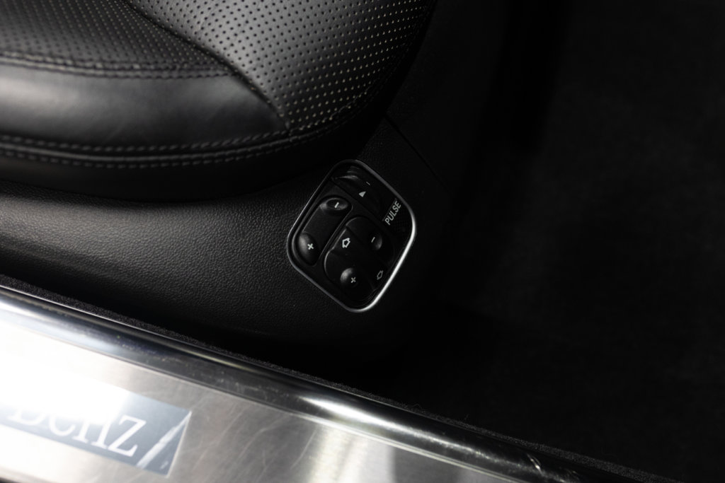 SL 350 gris Argent Interieur 13