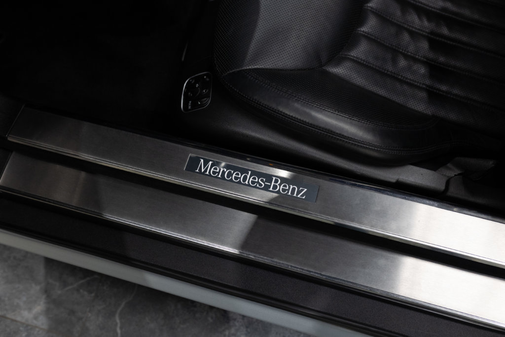 SL 350 gris Argent Interieur 3