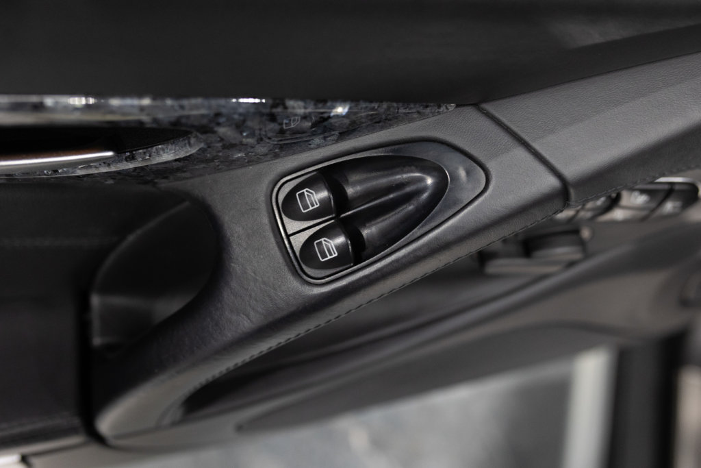 SL 350 gris Argent Interieur 4