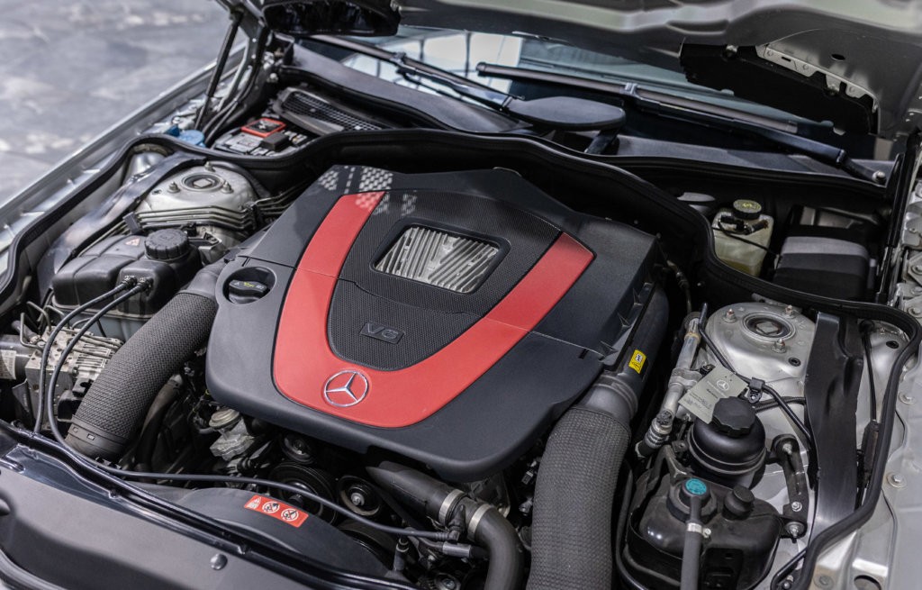 SL 350 gris Argent MOTEUR 3