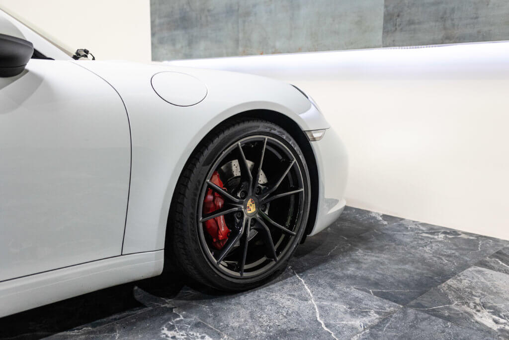 911 Blanche interieur 10