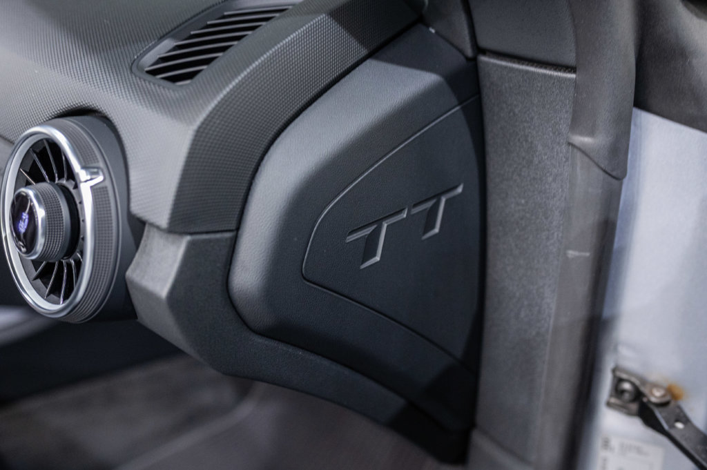 Audi TT S Grise MK3 Interieur 13