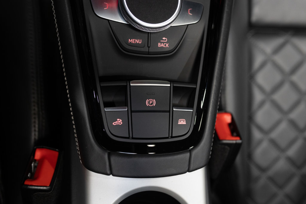 Audi TT S Grise MK3 Interieur 39