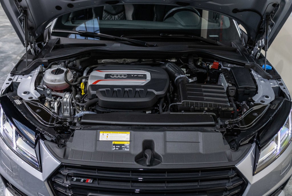 Audi TT S Grise MK3 Moteur 2