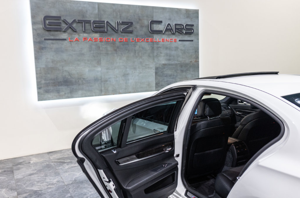 740i blanche Interieur 22