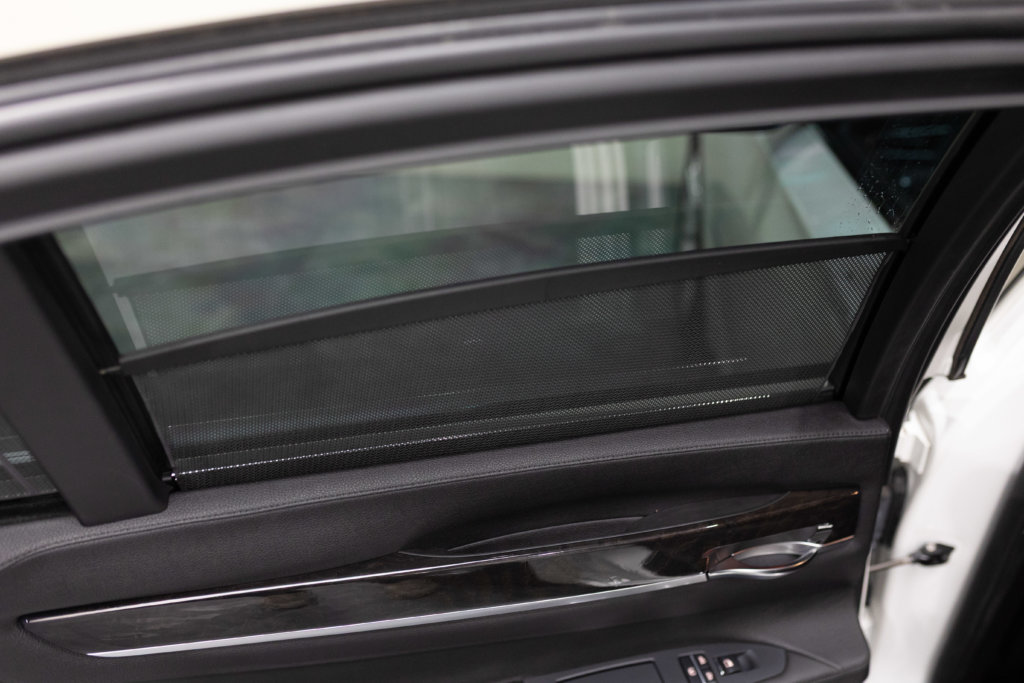 740i blanche Interieur 29