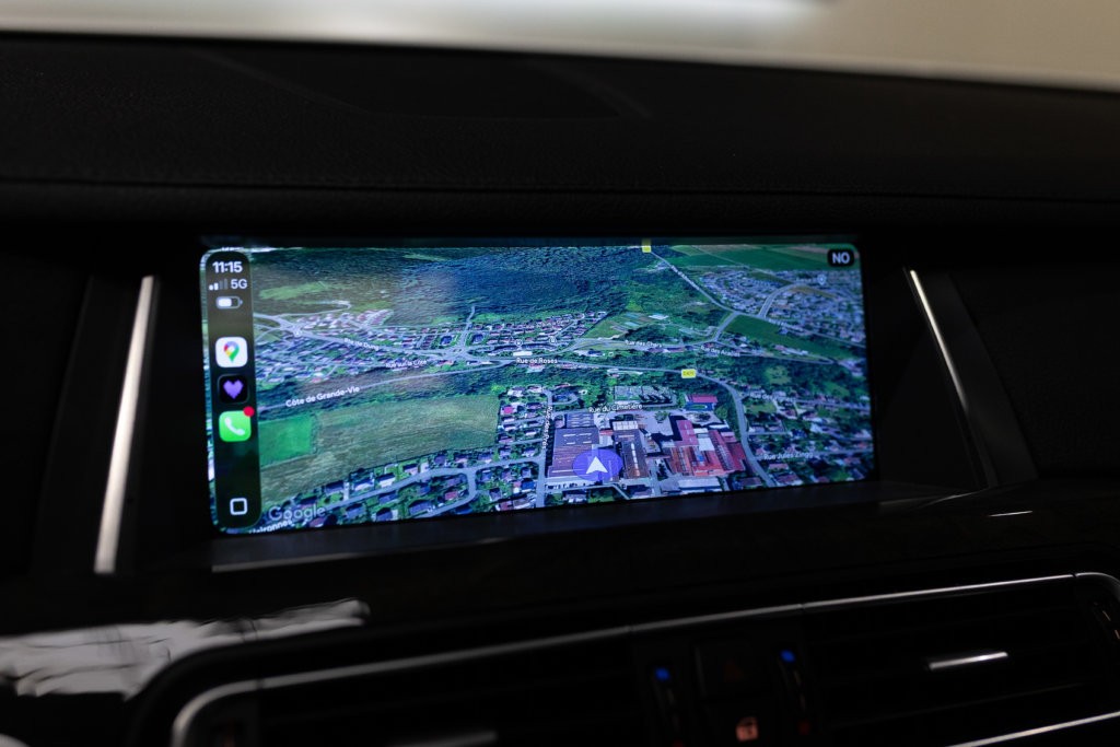 740i blanche Interieur 42