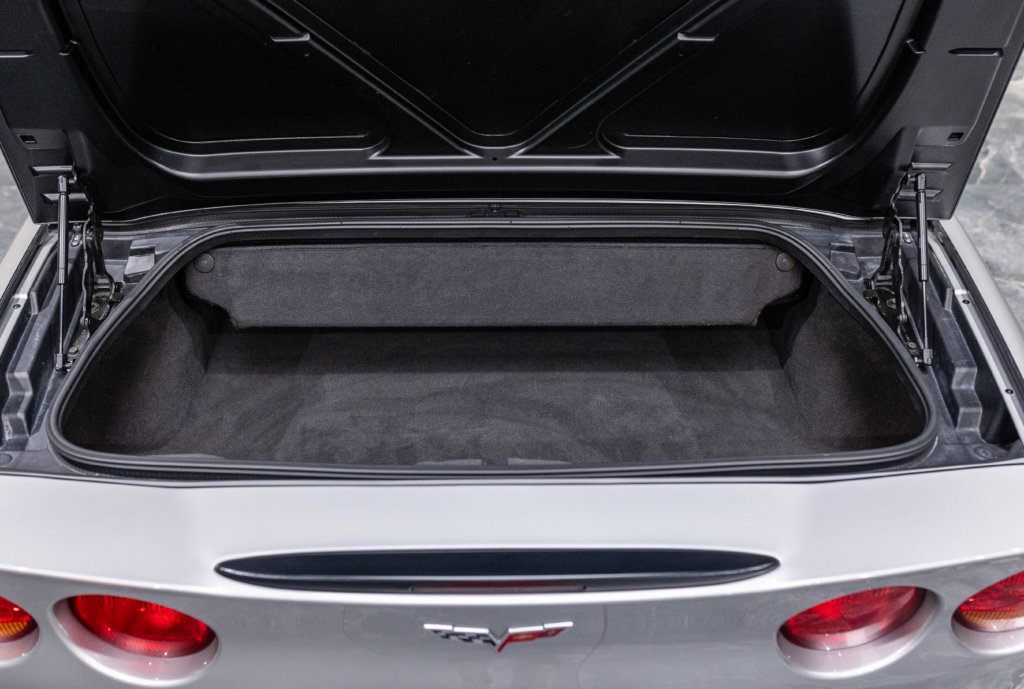 Corvette Cabriolet C6 Grise Coffre 2