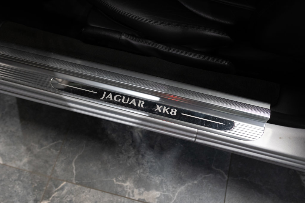 Jaguar XK8 Grise 13K Interieur 3