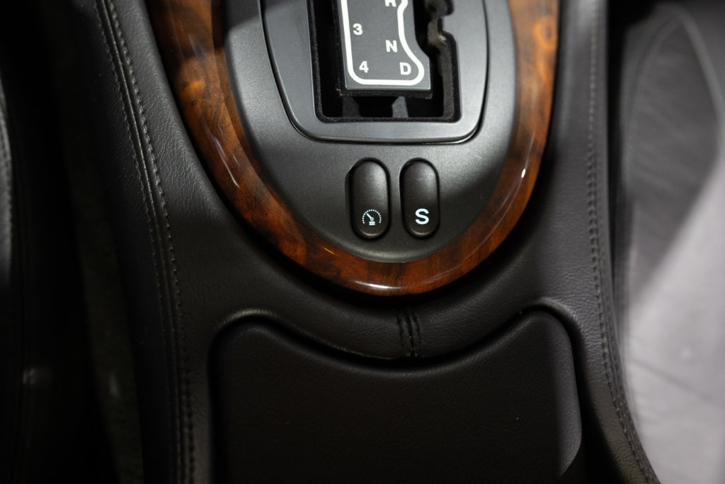 Jaguar XK8 Grise 13K Interieur 31