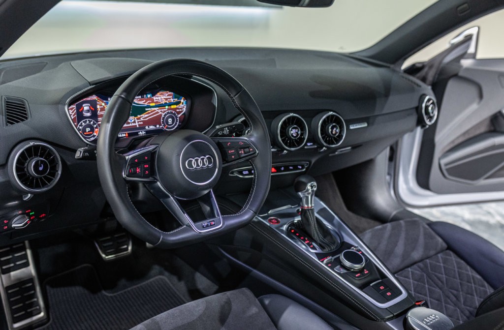 TTS Grise Interieur 15