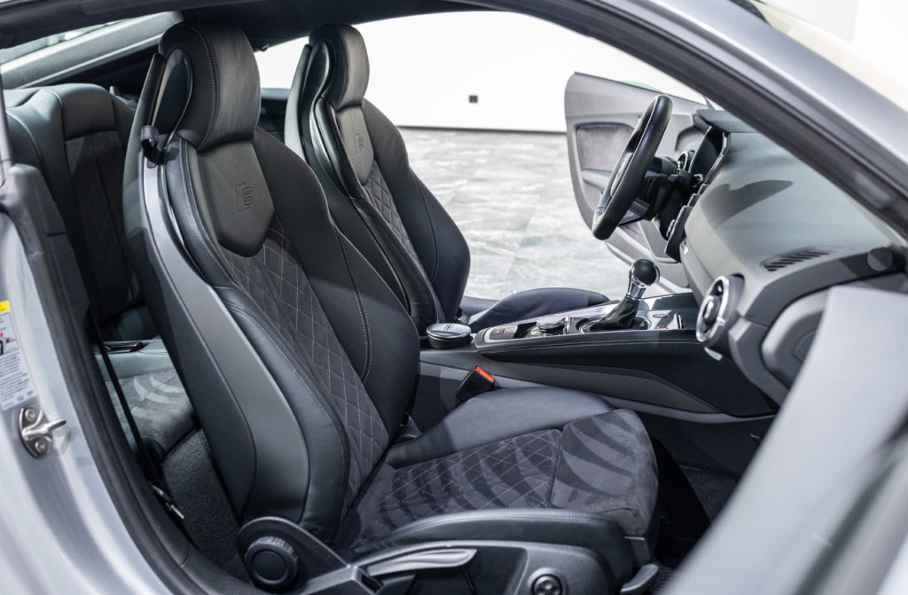 TTS Grise Interieur 17