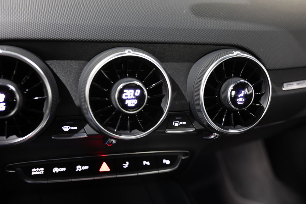 TTS Grise Interieur 28