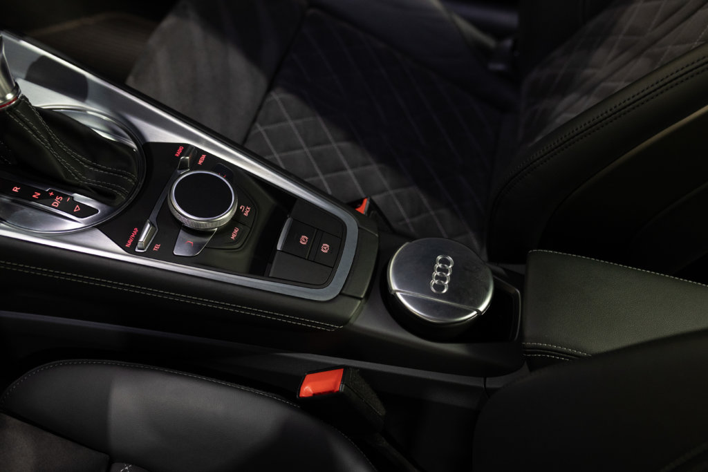 TTS Grise Interieur 49