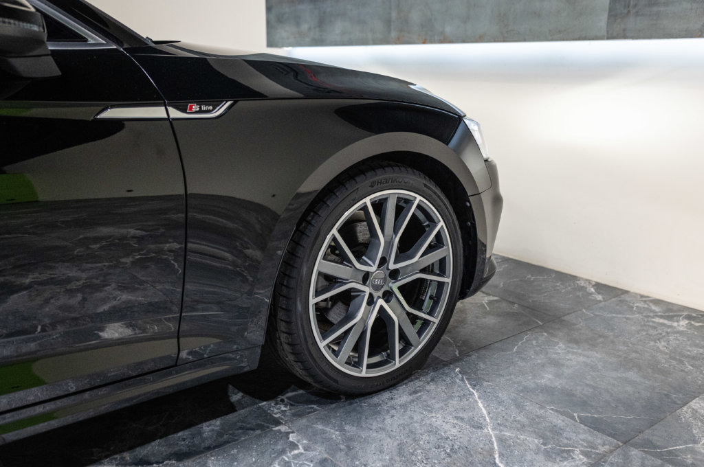 Audi A5 Noir Bullent Interieur 12