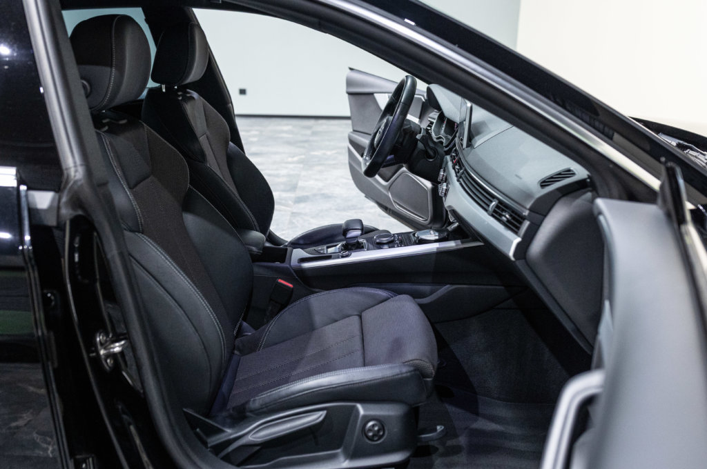 Audi A5 Noir Bullent Interieur 19