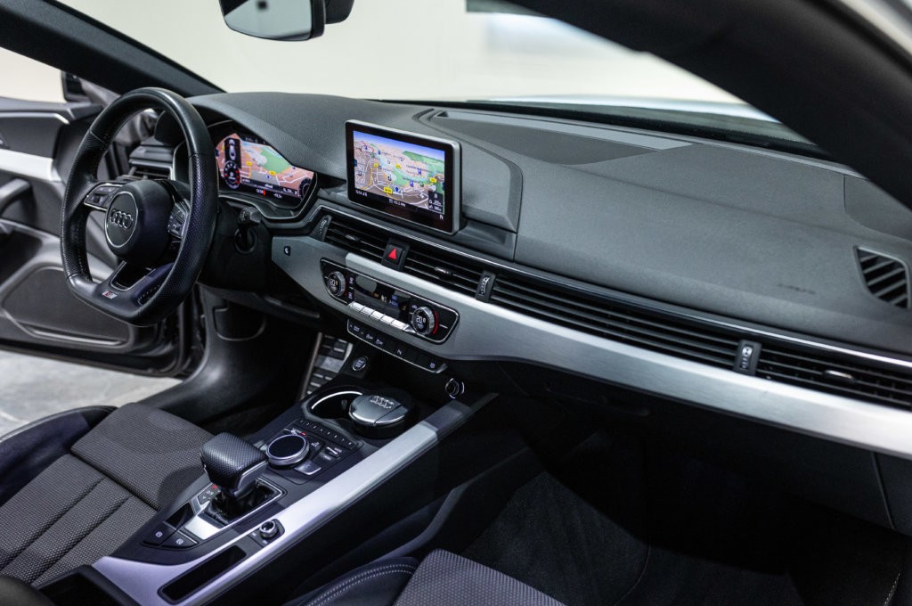 Audi A5 Noir Bullent Interieur 21
