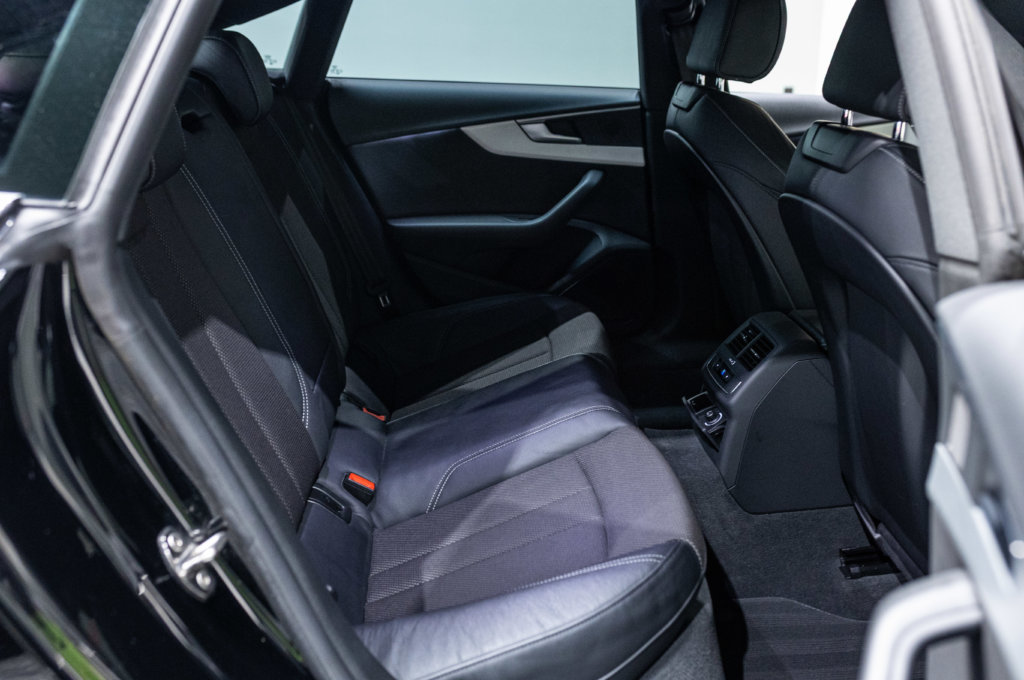 Audi A5 Noir Bullent Interieur 26